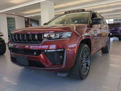 New 2026 Jeep Grand Cherokee L Summit AWD/4WD image 8