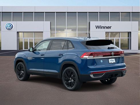 New 2026 Volkswagen Atlas Cross Sport SE image 3