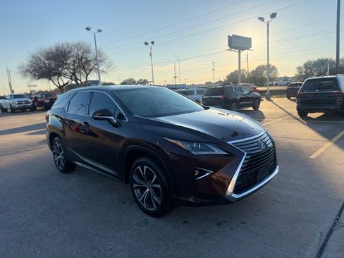 Used 2018 Lexus RX 350L FWD image 5