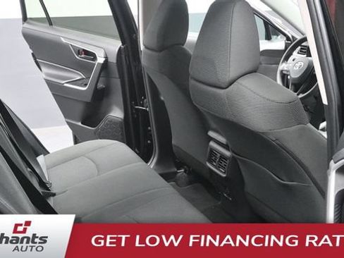 Used 2024 Toyota RAV4 LE AWD/4WD image 13