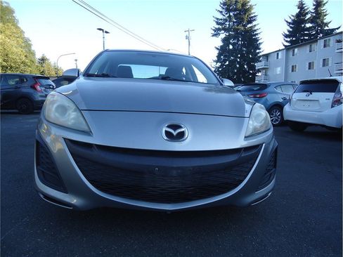 Used 2011 MAZDA MAZDA3 i Sport FWD image 3