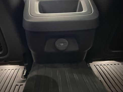 New 2026 Volvo V60 B5 Cross Country Plus w/ Climate Package image 29