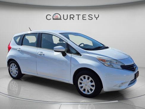 Used 2016 Nissan Versa Note SV FWD image 7