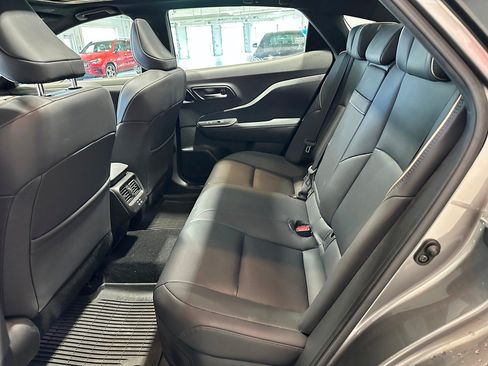Used 2023 Toyota Crown Platinum AWD/4WD image 12