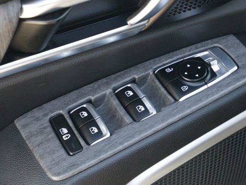 Used 2023 Kia Telluride AWD image 13