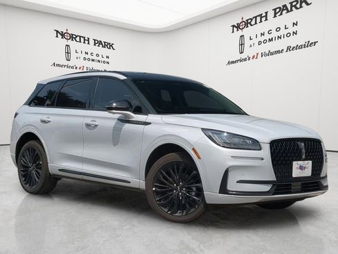 New 2026 Lincoln Corsair Premiere FWD image 1