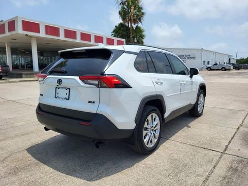 Used 2024 Toyota RAV4 XLE Premium w/ Weather Package FWD image 23