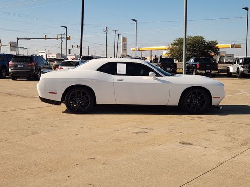 Used 2023 Dodge Challenger GT w/ Blacktop Package image 7