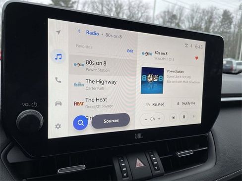 Used 2023 Toyota RAV4 XLE Premium image 30