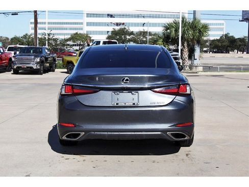 Used 2022 Lexus ES 350 w/ Premium Package image 5