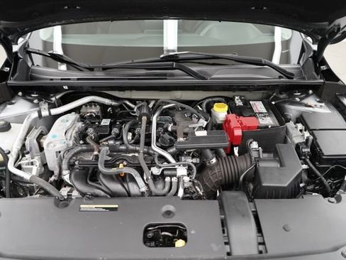 Used 2023 Nissan Sentra SR w/ SR Premium Package FWD image 60