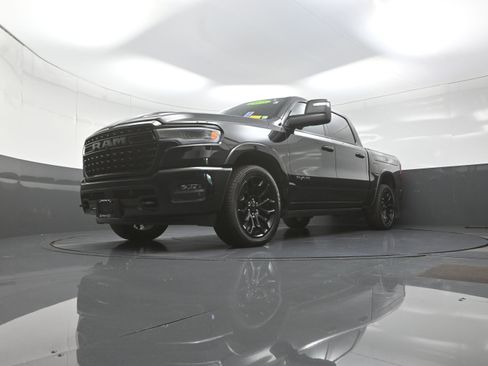 Used 2025 RAM 1500 Limited AWD/4WD image 11