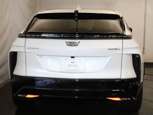 Certified 2024 Cadillac Lyriq Sport AWD/4WD image 6