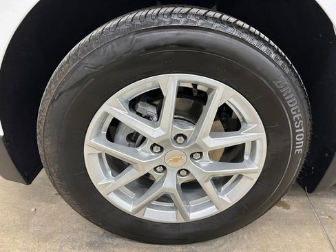 Certified 2024 Chevrolet Equinox LT image 38