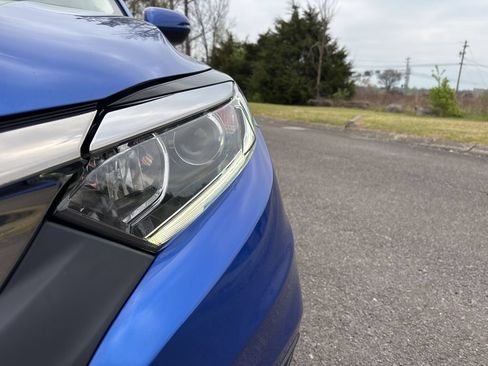 Used 2022 Honda HR-V EX image 9