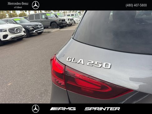 Used 2025 Mercedes-Benz GLA 250 4MATIC w/ Winter Package image 6