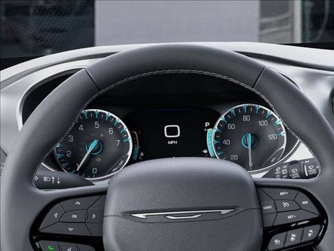 New 2027 Chrysler Pacifica Limited FWD image 17