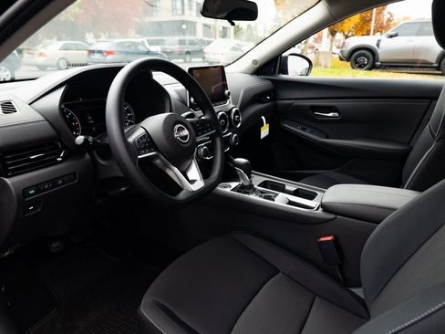 New 2025 Nissan Sentra SV w/ Trunk Package image 19