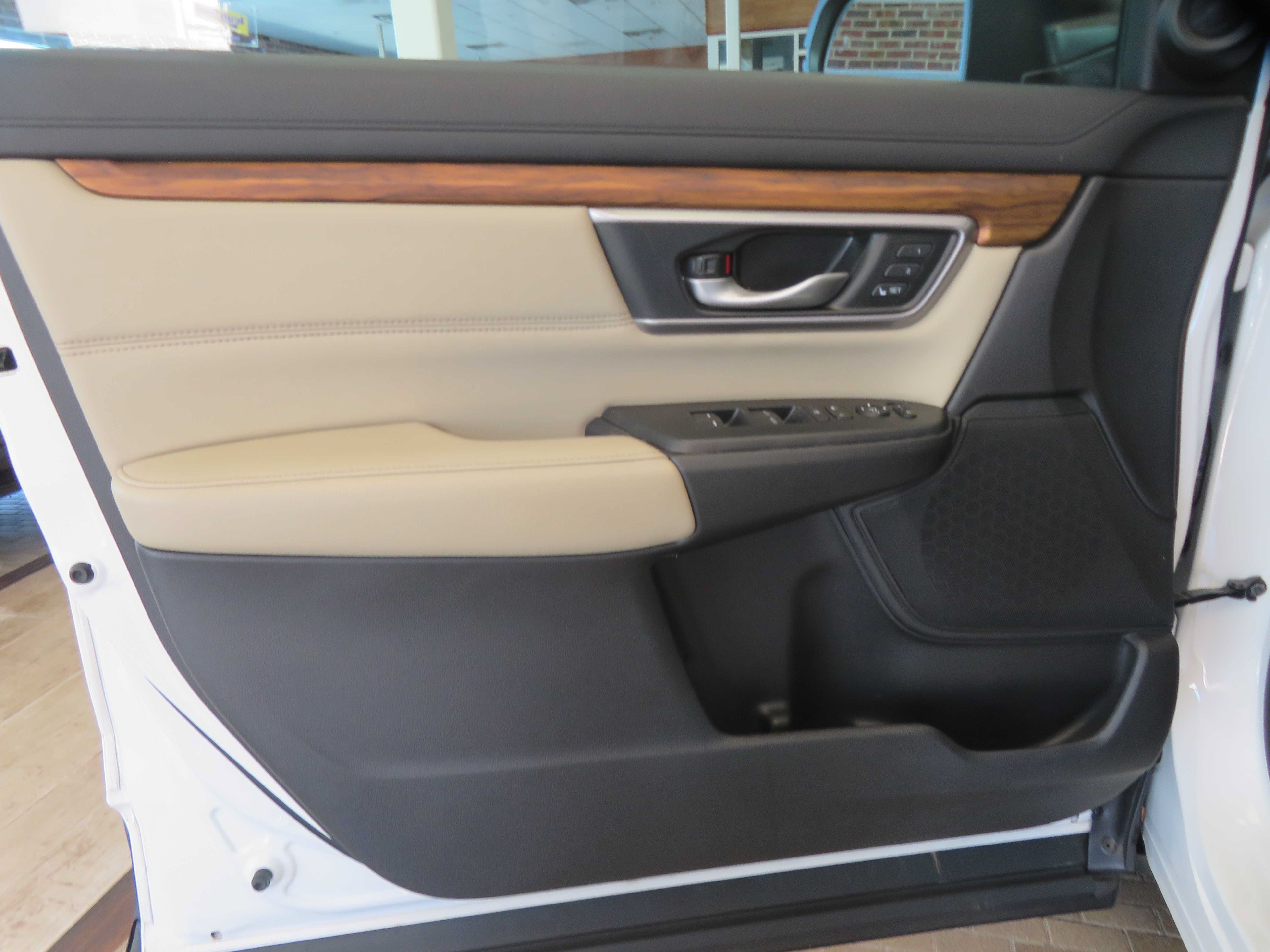 Used 2018 Honda CR-V EX-L image 13