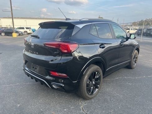 Used 2024 Buick Encore GX Sport Touring w/ Comfort Package image 5
