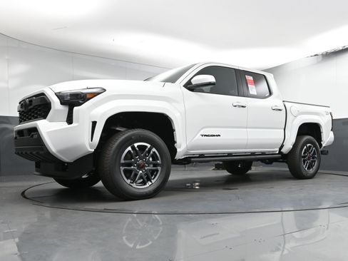 New 2025 Toyota Tacoma TRD Sport image 24