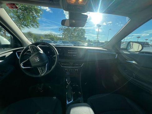 Used 2025 Buick Encore GX Preferred image 33