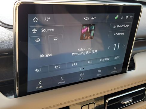 Used 2022 Lincoln Aviator Reserve w/ Equipment Group 201A image 27