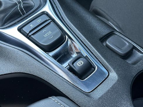 Used 2022 Chevrolet Camaro SS RWD image 26
