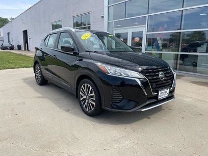 Used 2021 Nissan Kicks SV