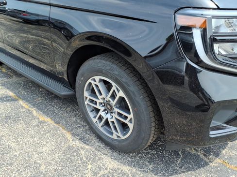 New 2026 Ford Expedition Active AWD/4WD image 4