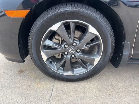 Used 2022 Honda Odyssey Elite image 12
