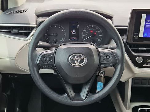 Used 2025 Toyota Corolla Cross L FWD image 20