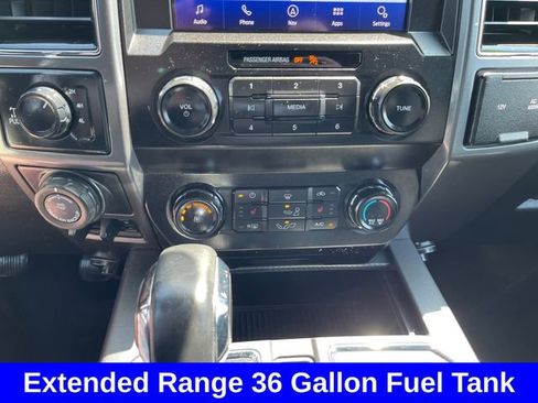 Used 2019 Ford F150 XLT w/ Equipment Group 302A Luxury AWD/4WD image 18