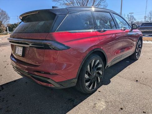 New 2026 Lincoln Nautilus Reserve w/ Jet Appearance Package image 10