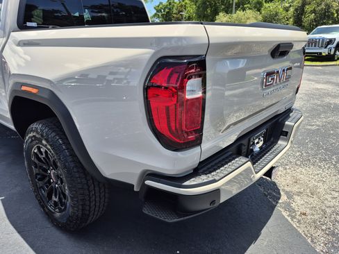 New 2026 GMC Canyon Elevation w/ Convenience Package RWD image 10