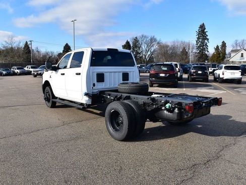 New 2026 RAM 3500 Tradesman w/ Cold Weather Group image 9
