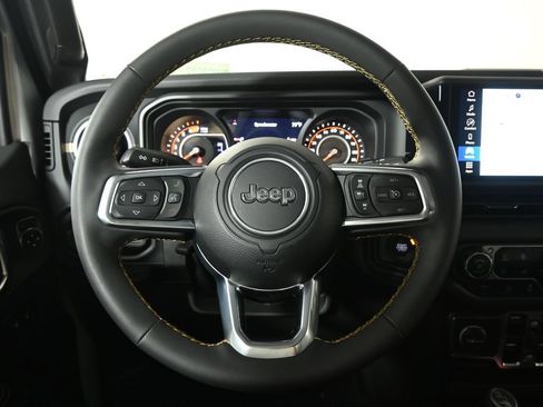 Used 2024 Jeep Wrangler Unlimited Sahara w/ Safety Group AWD/4WD image 32