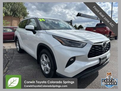 Used 2024 Toyota Highlander LE