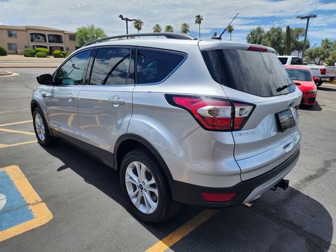 Used 2017 Ford Escape SE w/ Equipment Group 201A AWD/4WD image 5