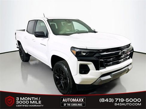 Used 2024 Chevrolet Colorado Z71 w/ Safety Package image 1