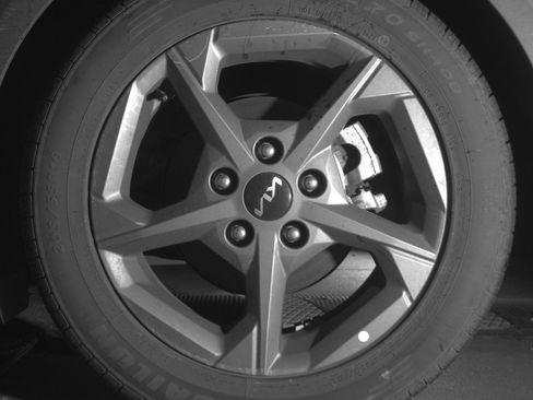 Used 2025 Kia K4 LXS FWD image 14