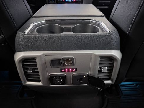 Used 2022 Ford F350 Lariat w/ Lariat Ultimate Package AWD/4WD image 36