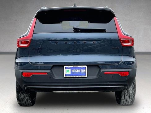 New 2026 Volvo XC40 B5 Ultra w/ Protection Package Premier image 4
