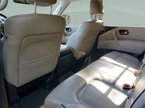 Used 2019 Nissan Armada SL w/ Premium Package image 5