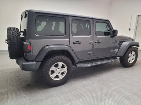Used 2018 Jeep Wrangler Unlimited Sport S image 10