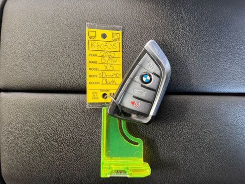 Used 2022 BMW X5 sDrive40i w/ Parking Assistance Package image 36