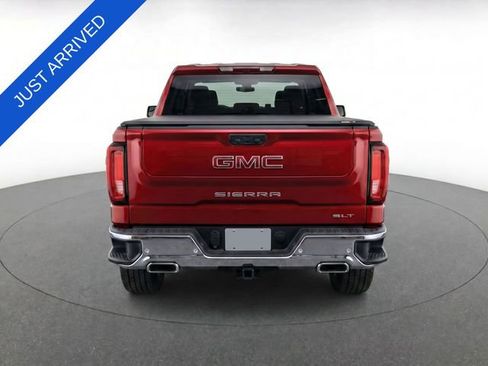 Used 2022 GMC Sierra 1500 SLT AWD/4WD image 2