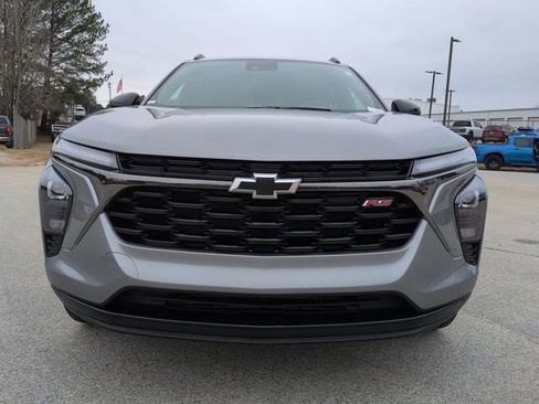 Used 2025 Chevrolet Trax RS w/ Sunroof Package image 8