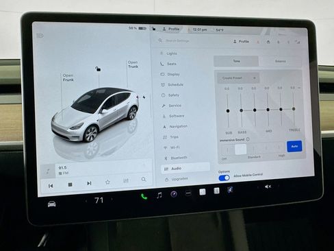 Used 2023 Tesla Model Y Long Range image 54