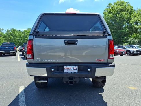 Used 2013 GMC Sierra 2500 SLE w/ SLE Preferred Package AWD/4WD image 17